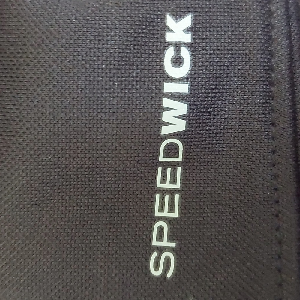 Reebok CHICAGO BLACK HAWKS 4XL MENS Speed Wick Light Weight HOODIE - Picture 7 of 8